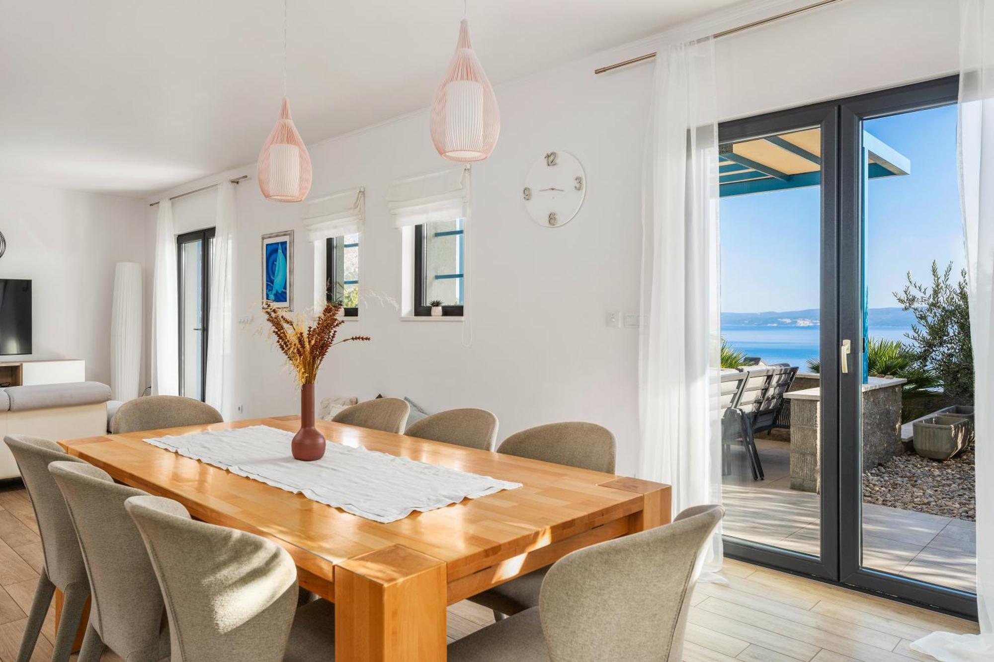 Villa Allegra With 32Msq Heated Pool, 300M Far From Sandy Beaches, Open Sea View Omiš Eksteriør bilde
