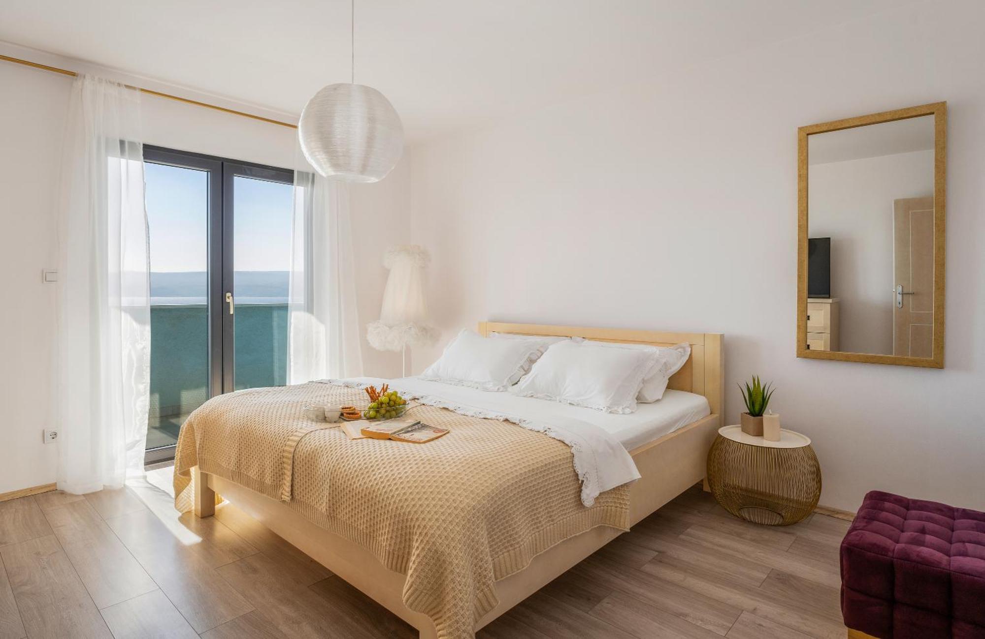 Villa Allegra With 32Msq Heated Pool, 300M Far From Sandy Beaches, Open Sea View Omiš Eksteriør bilde